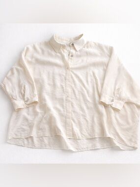 Wynne Layers M Cream Satin Dolman Blouse Button Front Pearl Luxe Top